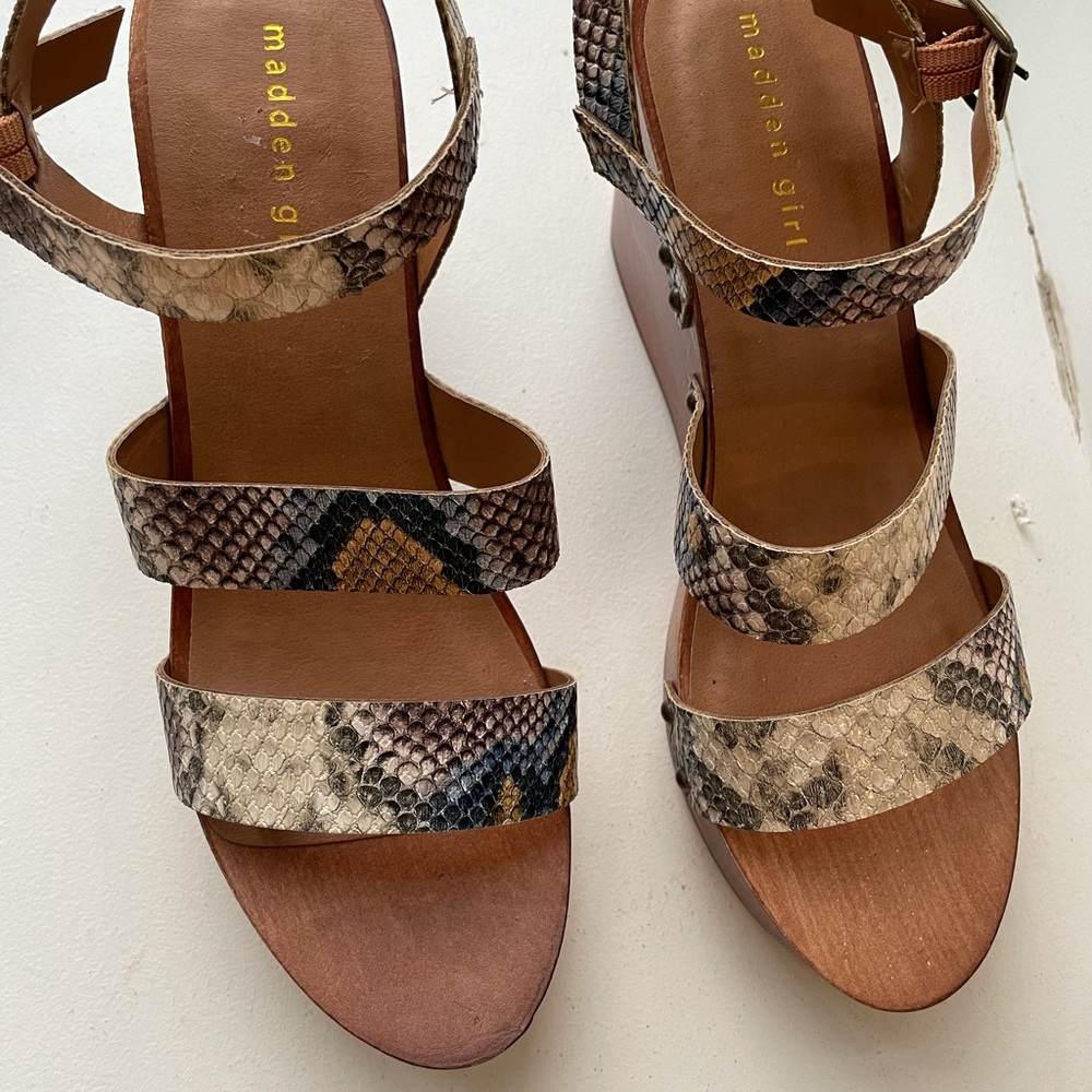 Brand new Madden Girl sandals